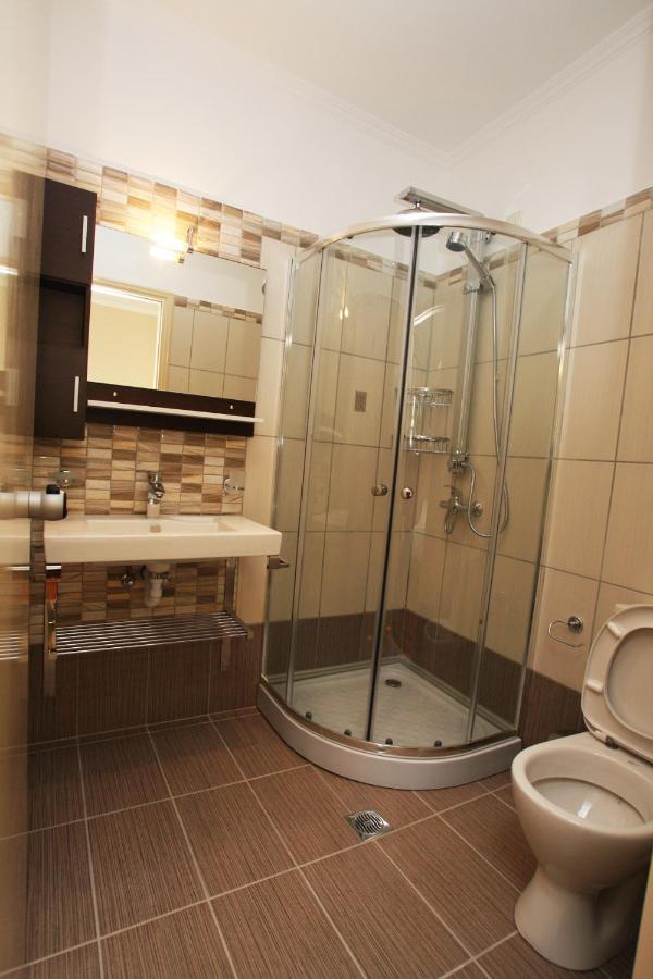 Lefcothea Guest Rooms Lákka Dış mekan fotoğraf